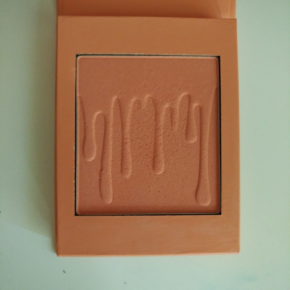 Kylie Cosmetics blush